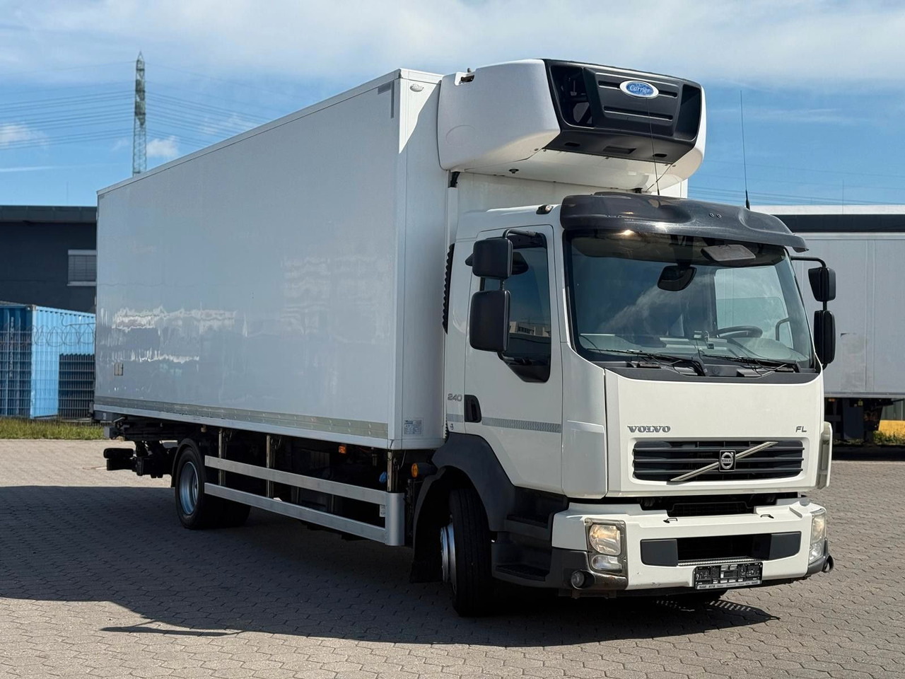 Volvo FL 240 Carrier Easy Cold+Hebebühne - Xe tải đông lạnh: hình 2 Volvo FL 240 Carrier Easy Cold+Hebebühne - Xe tải đông lạnh: hình 2