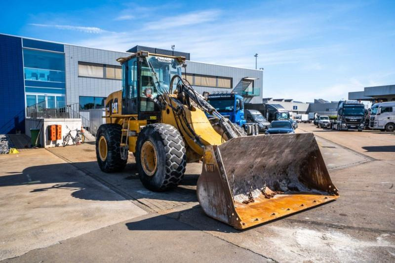 Caterpillar CAT 924G // GODET 3m3 - Máy xúc lật bánh lốp: hình 2 Caterpillar CAT 924G // GODET 3m3 - Máy xúc lật bánh lốp: hình 2