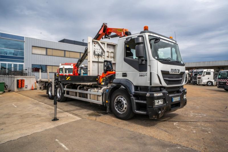 Iveco STRALIS 360 +PK 18002/3xExt. - Xe tải thùng lửng/ Phẳng, Xe cẩu tự hành: hình 2 Iveco STRALIS 360 +PK 18002/3xExt. - Xe tải thùng lửng/ Phẳng, Xe cẩu tự hành: hình 2