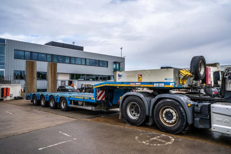 MAX TRAILER MAX TRAILER 110-F-S44+3XSTEERING/DIR. - Sơ mi rơ moóc thùng thấp: hình 2 MAX TRAILER MAX TRAILER 110-F-S44+3XSTEERING/DIR. - Sơ mi rơ moóc thùng thấp: hình 2