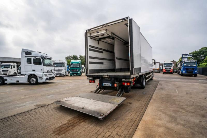 Mercedes ANTOS 1833 +CARRIER SUPRA MULTI 1250Mt+DHOLLANDIA 2.5T - Xe tải đông lạnh: hình 5 Mercedes ANTOS 1833 +CARRIER SUPRA MULTI 1250Mt+DHOLLANDIA 2.5T - Xe tải đông lạnh: hình 5