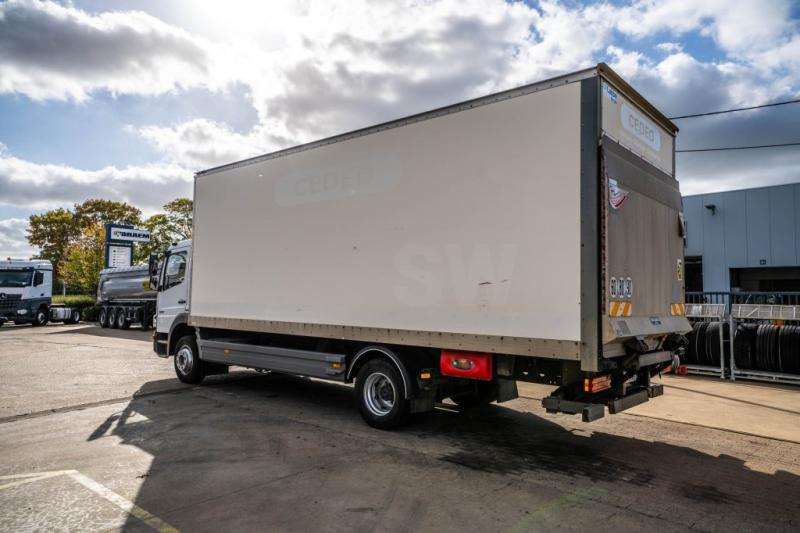 Mercedes ATEGO 1222 + D'HOLLANDIA 1.5T - Xe tải hộp: hình 5 Mercedes ATEGO 1222 + D'HOLLANDIA 1.5T - Xe tải hộp: hình 5