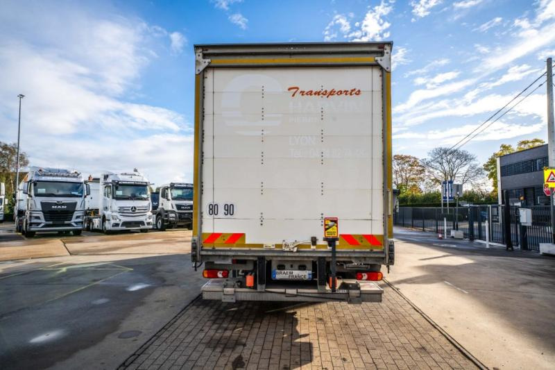 Renault D WIDE 250 DXI (12T)+DHOLLANDIA - Xe tải hộp: hình 5 Renault D WIDE 250 DXI (12T)+DHOLLANDIA - Xe tải hộp: hình 5