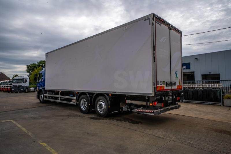 Renault D WIDE 380 DXI+CARRIER SUPRA 1150 Mt + DHOLLANDIA 2T - Xe tải đông lạnh: hình 5 Renault D WIDE 380 DXI+CARRIER SUPRA 1150 Mt + DHOLLANDIA 2T - Xe tải đông lạnh: hình 5
