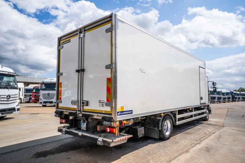 Renault MIDLUM 220 DXI (16t)+CARRIER+DHOLLANDIA +CARRIER - Xe tải đông lạnh: hình 4 Renault MIDLUM 220 DXI (16t)+CARRIER+DHOLLANDIA +CARRIER - Xe tải đông lạnh: hình 4