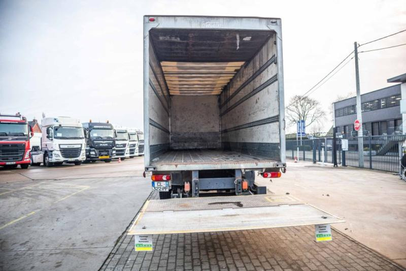 Renault MIDLUM 270 DXI (18t.)+DHOLLANDIA 2T. - Xe tải hộp: hình 4 Renault MIDLUM 270 DXI (18t.)+DHOLLANDIA 2T. - Xe tải hộp: hình 4