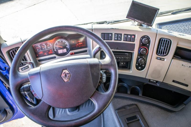 Interior photo 1: Xe tải thùng mui bạt Renault PREMIUM 380DXI+E5+DHOLLANDIA
