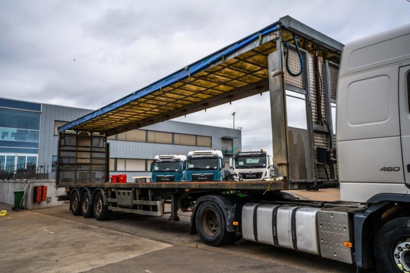 Lecitrailer VOLAILLE/GEFLÛGEL/POULTRY+TOIT REHAUSSABLE ( chariot embarquer ) - Sơ mi rơ moóc: hình 2 Lecitrailer VOLAILLE/GEFLÛGEL/POULTRY+TOIT REHAUSSABLE ( chariot embarquer ) - Sơ mi rơ moóc: hình 2