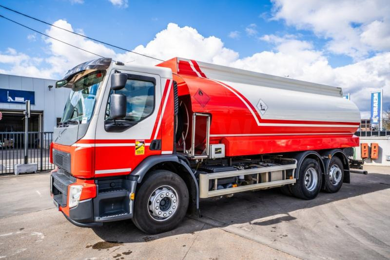 Volvo FE 320+MAGYAR 19.000L/5Comp. - Xe bồn: hình 1 Volvo FE 320+MAGYAR 19.000L/5Comp. - Xe bồn: hình 1