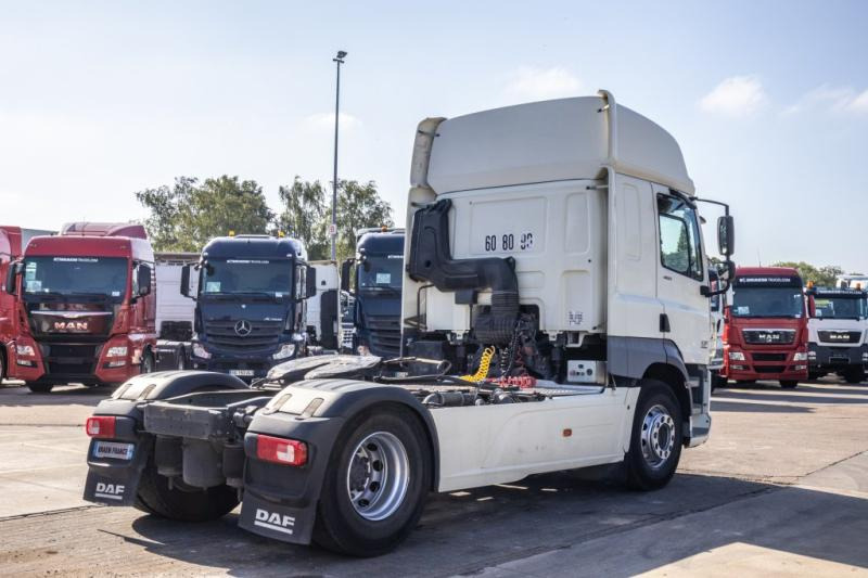 DAF CF 85.460+INTARDER+COMPRESSEUR - Xe đầu kéo: hình 3 DAF CF 85.460+INTARDER+COMPRESSEUR - Xe đầu kéo: hình 3