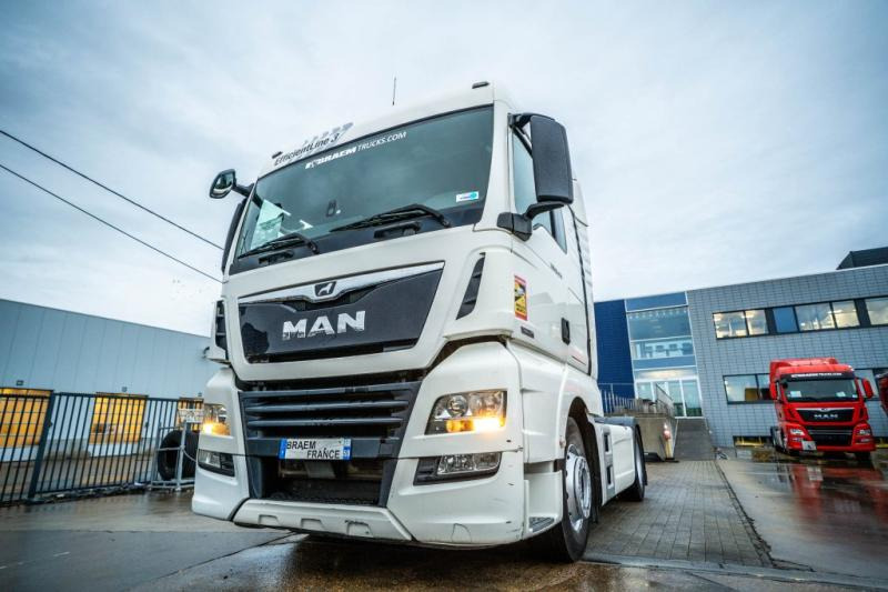 MAN TGX 18.470 XLX + INTARDER - Xe đầu kéo: hình 2 MAN TGX 18.470 XLX + INTARDER - Xe đầu kéo: hình 2