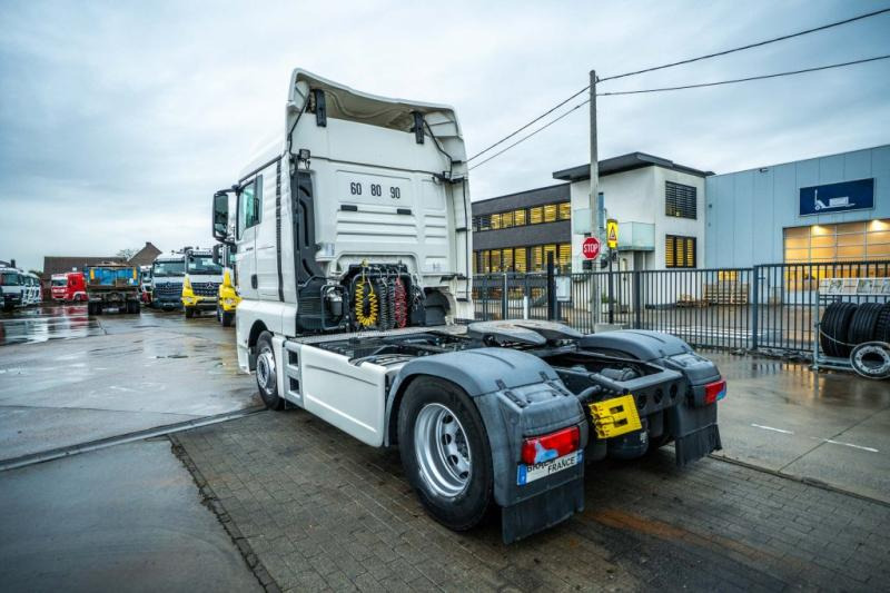 MAN TGX 18.470 XLX + INTARDER - Xe đầu kéo: hình 4 MAN TGX 18.470 XLX + INTARDER - Xe đầu kéo: hình 4