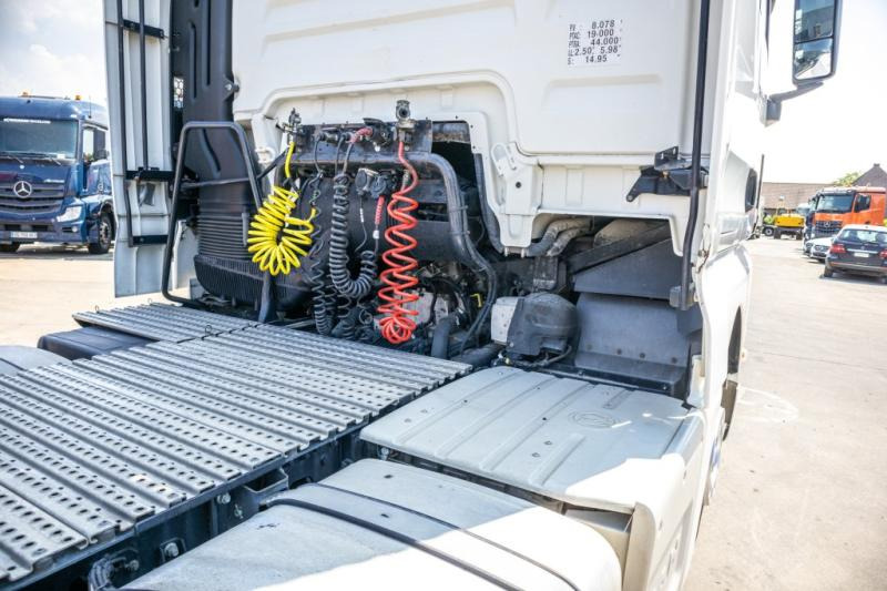 MAN TGX 18.480 XLX BLS+INTARDER - Xe đầu kéo: hình 5 MAN TGX 18.480 XLX BLS+INTARDER - Xe đầu kéo: hình 5