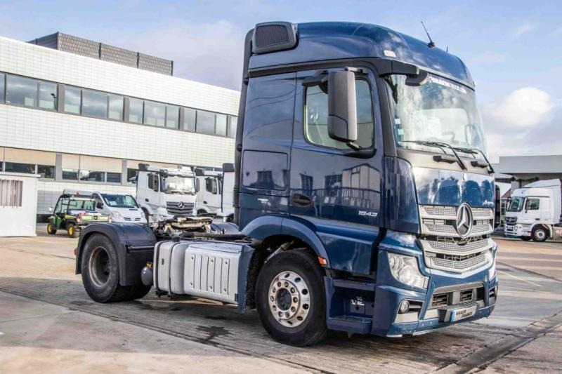 Mercedes ACTROS 1843 LS+E6+HYDRAULIQUE - Xe đầu kéo: hình 2 Mercedes ACTROS 1843 LS+E6+HYDRAULIQUE - Xe đầu kéo: hình 2