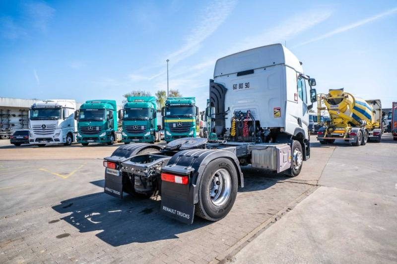 Renault T 520 - Xe đầu kéo: hình 4 Renault T 520 - Xe đầu kéo: hình 4