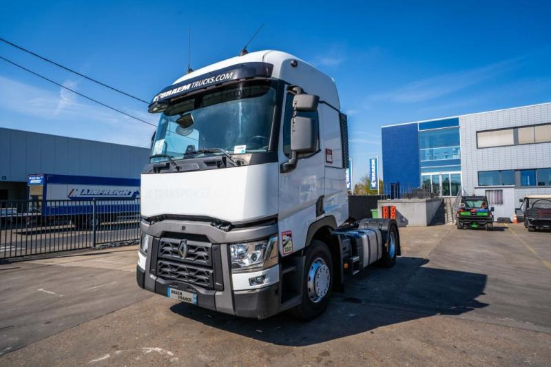 Renault T 520 - Xe đầu kéo: hình 1 Renault T 520 - Xe đầu kéo: hình 1