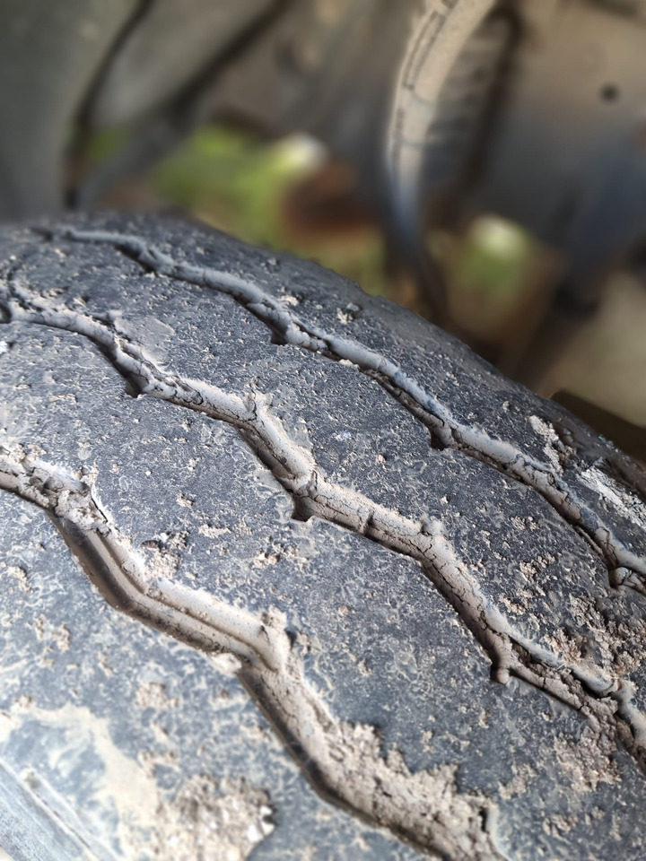 RENAULT 270 DCI - Xe ben: hình 3 RENAULT 270 DCI - Xe ben: hình 3