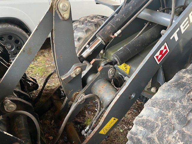 Terex TL 80 - Máy xúc lật bánh lốp: hình 2 Terex TL 80 - Máy xúc lật bánh lốp: hình 2