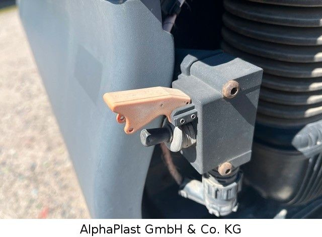 Xe đầu kéo MAN 18.400 / 4x2 Hydraulik Orginal KM TipTop 18.400 / 4x2 Hydraulik Orginal KM TipTop: hình 10