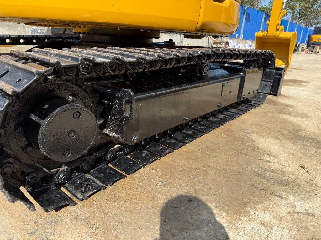 CAT 303.5E - Máy xúc mini: hình 2 CAT 303.5E - Máy xúc mini: hình 2