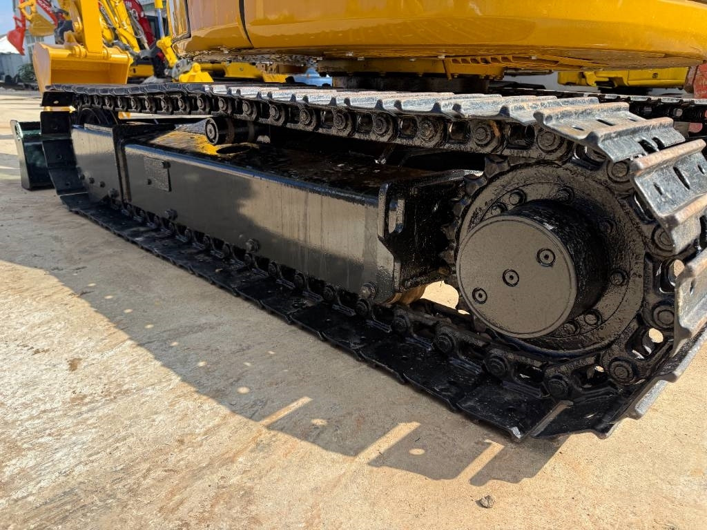 CAT 303.5E - Máy xúc mini: hình 4 CAT 303.5E - Máy xúc mini: hình 4