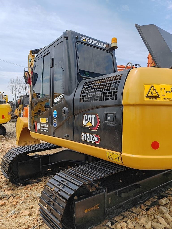 CAT 312 - Máy xúc bánh xích: hình 2 CAT 312 - Máy xúc bánh xích: hình 2