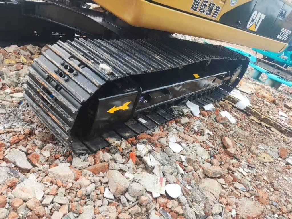 CAT 320 C - Máy xúc bánh xích: hình 4 CAT 320 C - Máy xúc bánh xích: hình 4