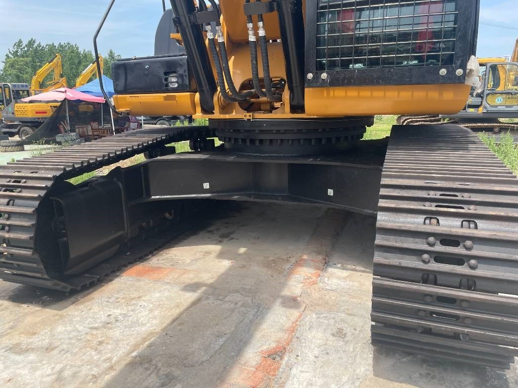 CAT 330 D - Máy xúc bánh xích: hình 3 CAT 330 D - Máy xúc bánh xích: hình 3