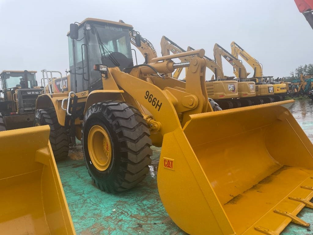 CAT 966 H - Máy xúc lật bánh lốp: hình 1 CAT 966 H - Máy xúc lật bánh lốp: hình 1