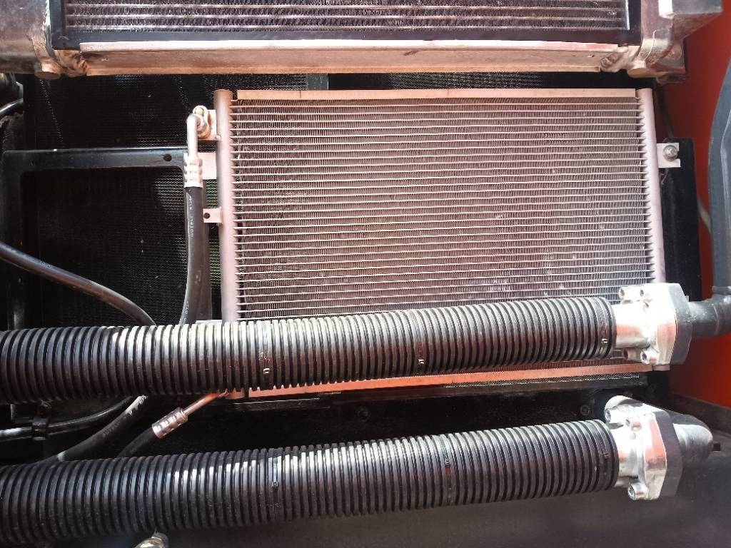 Máy xúc bánh xích Doosan DX300LC: hình 8