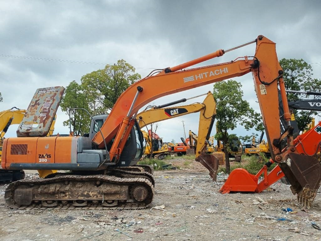 Hitachi ZX 200 E LC - Máy xúc bánh xích: hình 3 Hitachi ZX 200 E LC - Máy xúc bánh xích: hình 3