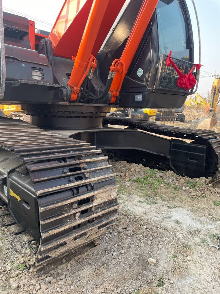Hitachi ZX 210 - Máy xúc bánh xích: hình 5 Hitachi ZX 210 - Máy xúc bánh xích: hình 5