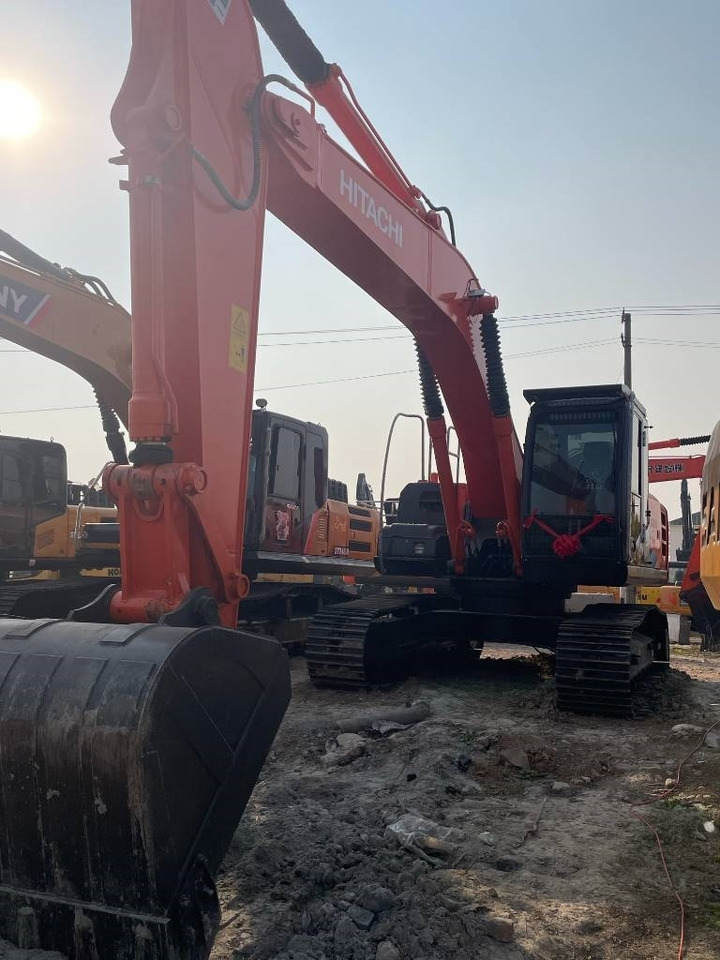 Hitachi ZX 210 - Máy xúc bánh xích: hình 4 Hitachi ZX 210 - Máy xúc bánh xích: hình 4