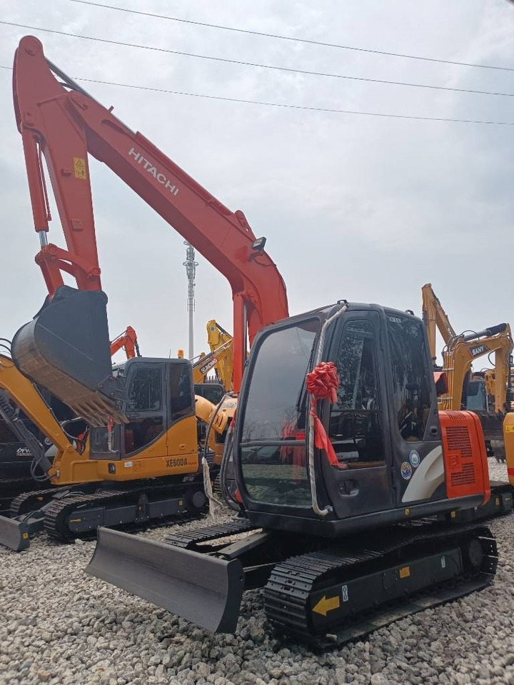 Máy xúc mini mới Hitachi ZX 60: hình 12