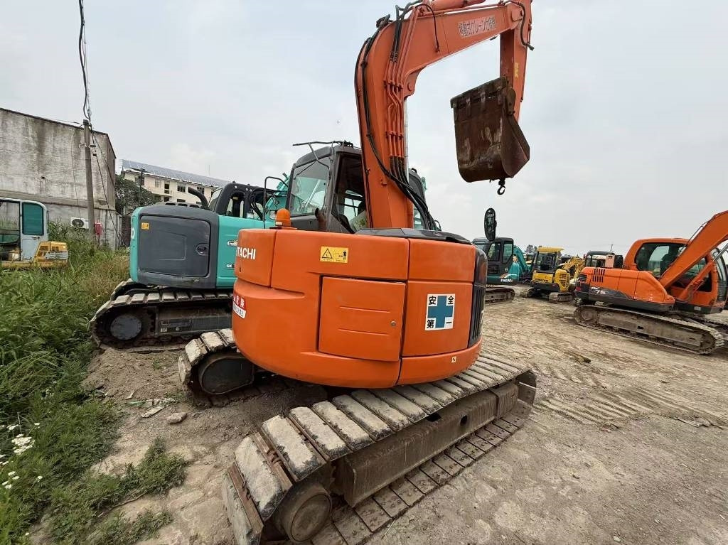Hitachi ZX 75 US - Máy xúc mini: hình 1 Hitachi ZX 75 US - Máy xúc mini: hình 1