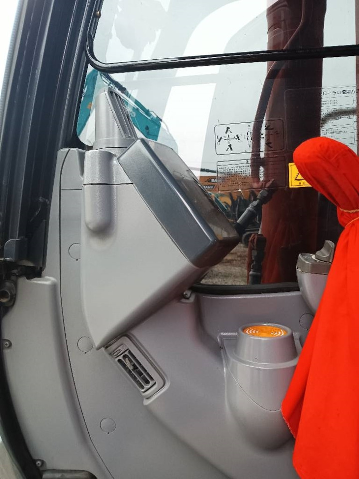 Hitachi ZX70 - Máy xúc bánh xích: hình 5 Hitachi ZX70 - Máy xúc bánh xích: hình 5