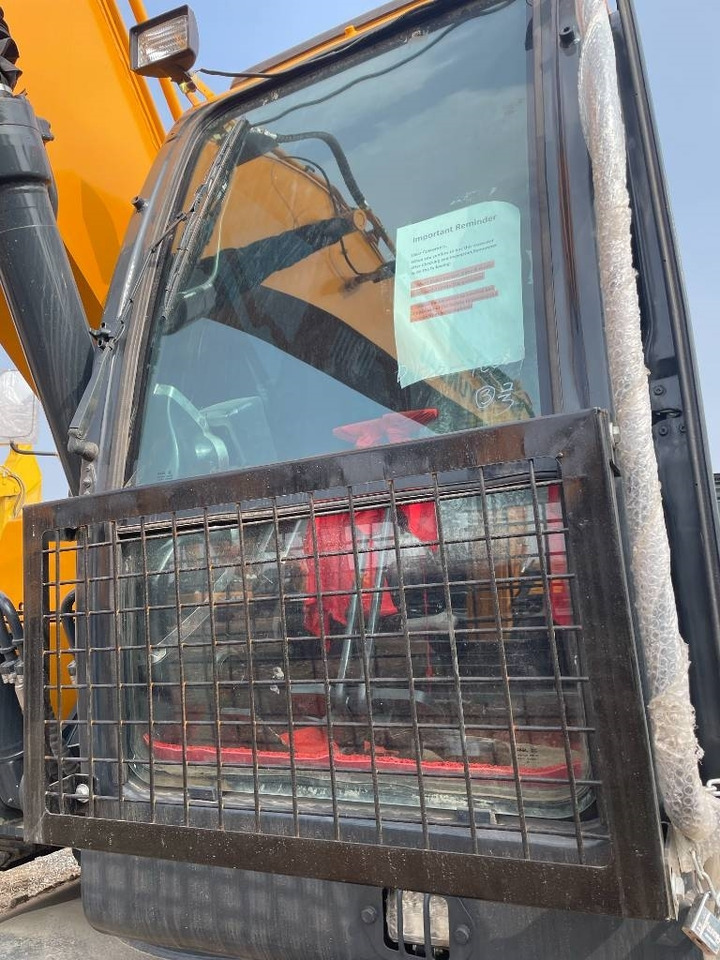 Hyundai 225LC-9S - Máy xúc bánh xích: hình 5 Hyundai 225LC-9S - Máy xúc bánh xích: hình 5