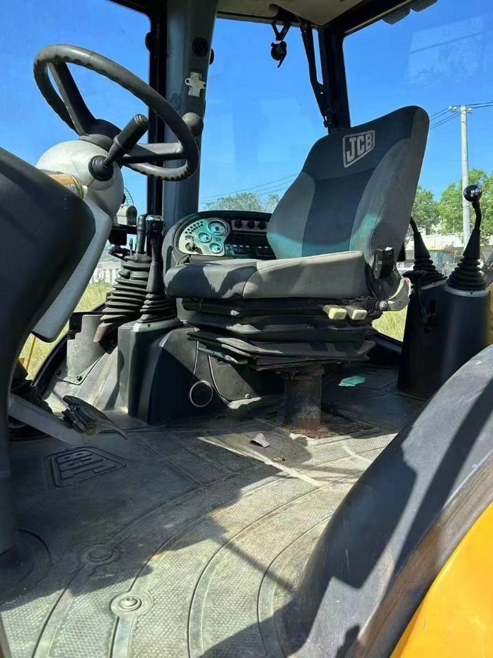JCB 3 CX - Máy xúc trước múc sau: hình 4 JCB 3 CX - Máy xúc trước múc sau: hình 4