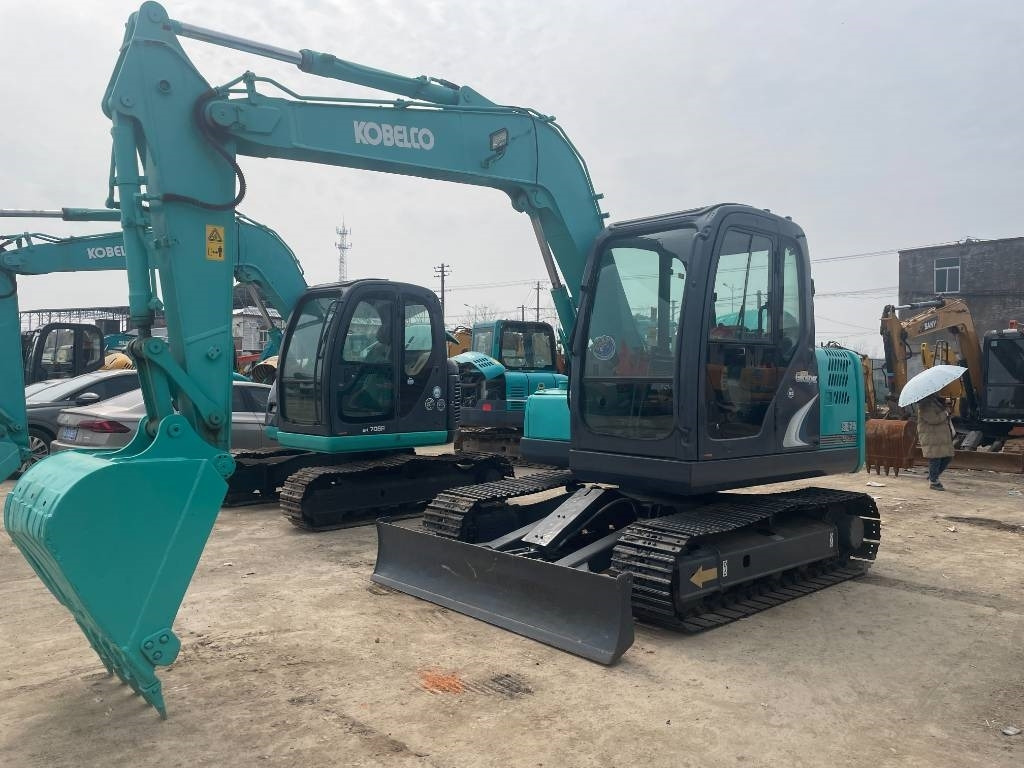 Kobelco SK 75 - Máy xúc mini: hình 4 Kobelco SK 75 - Máy xúc mini: hình 4