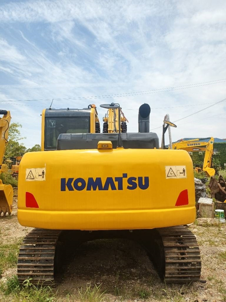 Komatsu PC 120-8 - Máy xúc mini: hình 3 Komatsu PC 120-8 - Máy xúc mini: hình 3