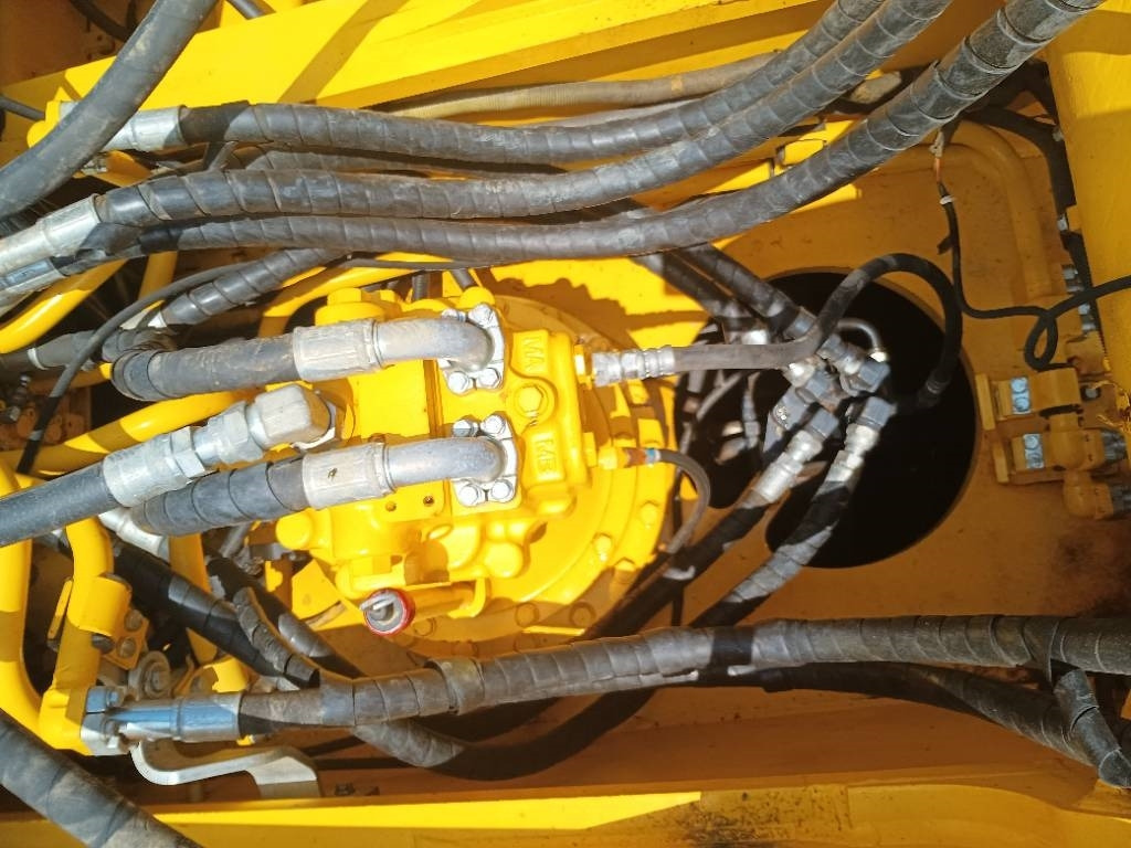 Komatsu PC 360 - Máy xúc bánh xích: hình 5 Komatsu PC 360 - Máy xúc bánh xích: hình 5