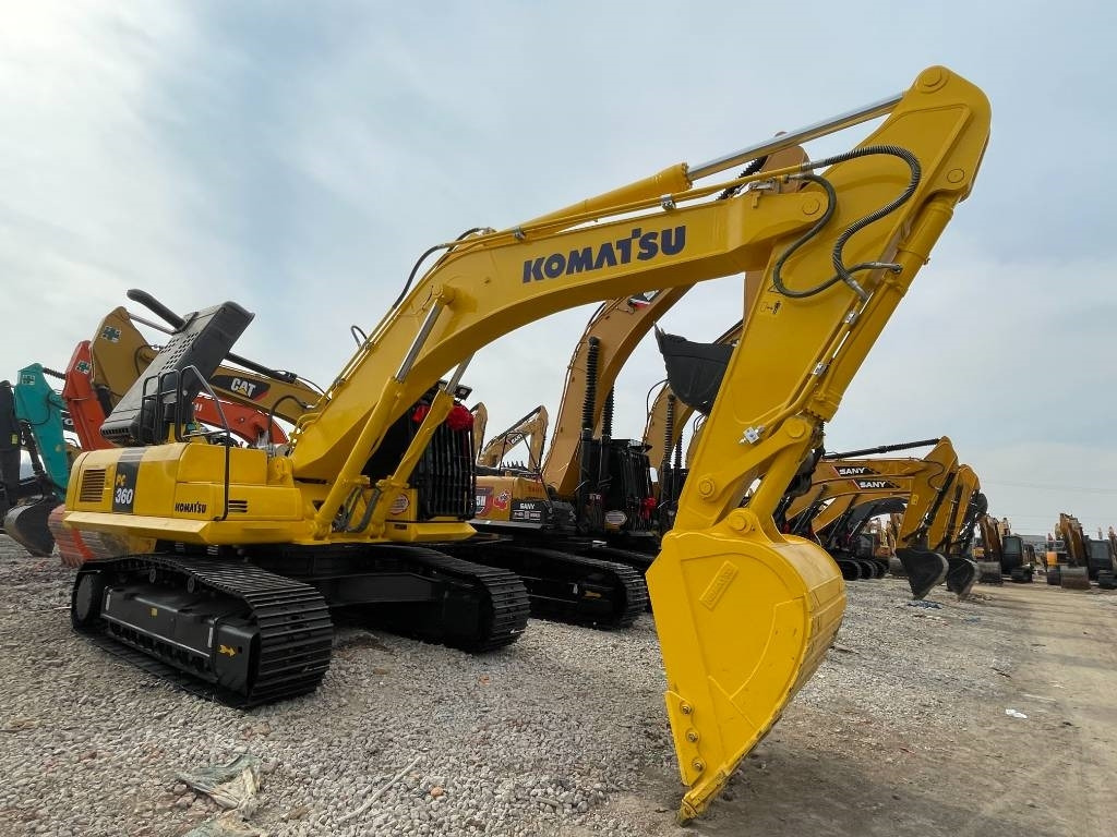 Komatsu PC 360 - Máy xúc bánh xích: hình 5 Komatsu PC 360 - Máy xúc bánh xích: hình 5