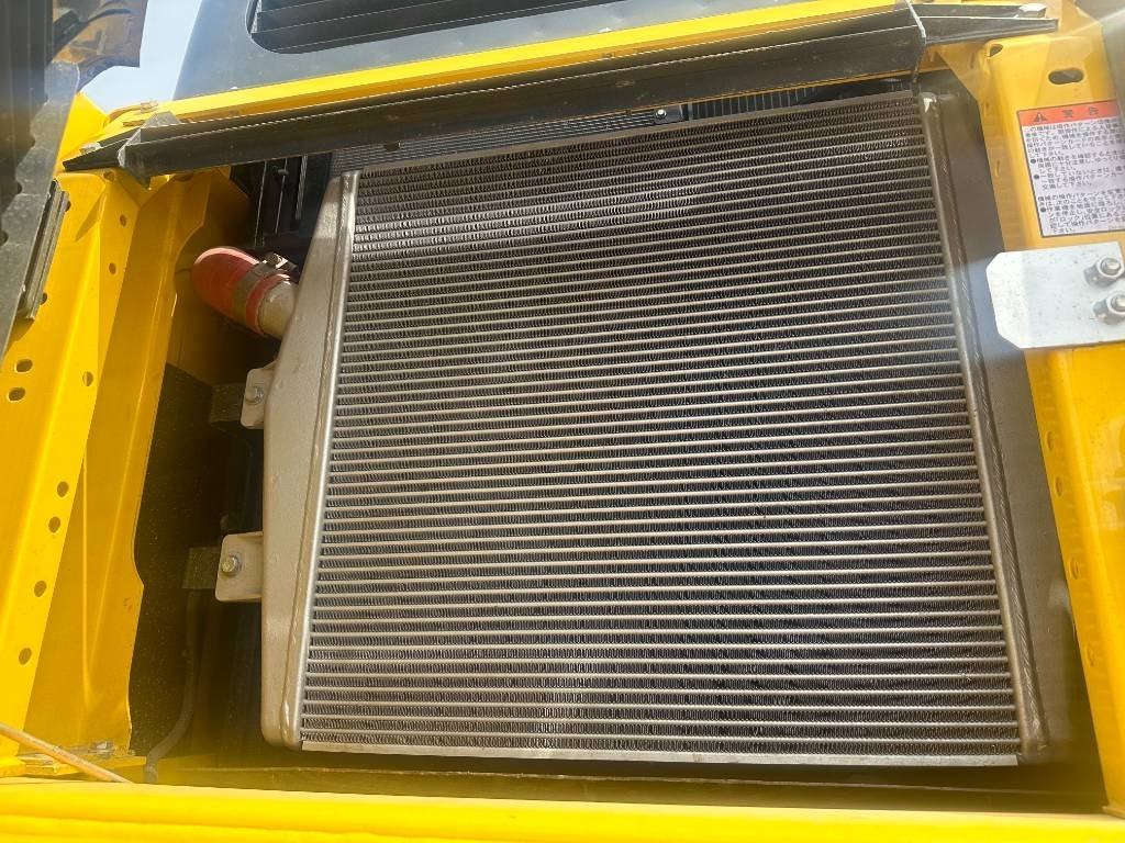 Komatsu PC 450 - Máy xúc bánh xích: hình 5 Komatsu PC 450 - Máy xúc bánh xích: hình 5