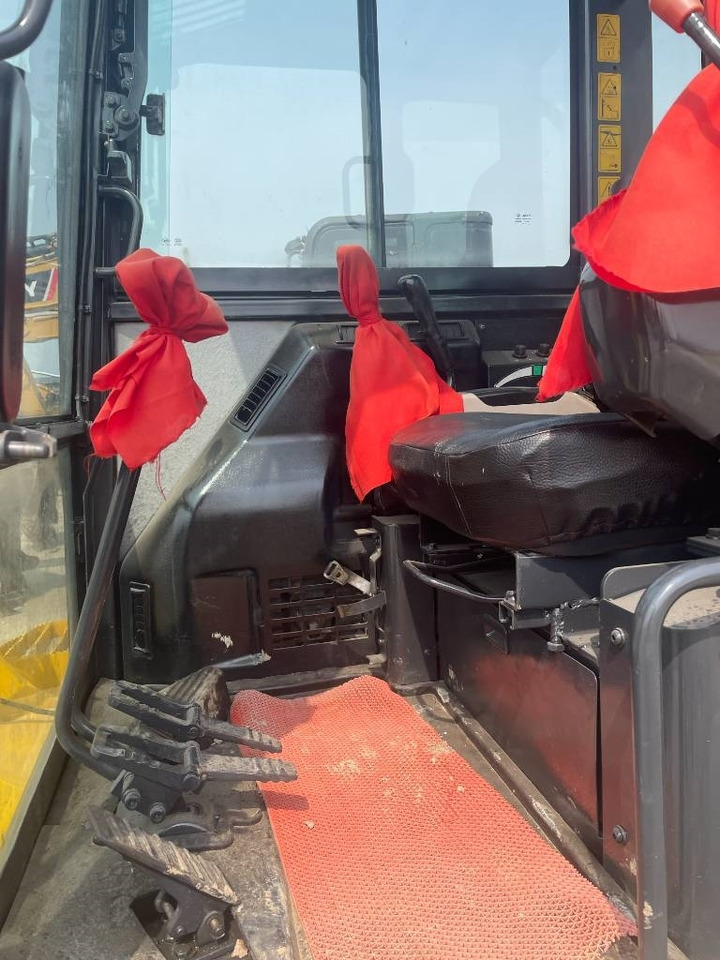 Cho thuê Komatsu PC 56  Komatsu PC 56: hình 7