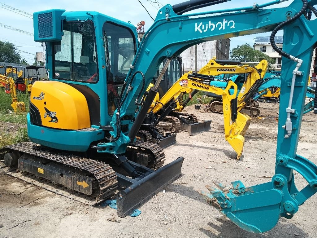 Kubota U 30 - Máy xúc mini: hình 1 Kubota U 30 - Máy xúc mini: hình 1