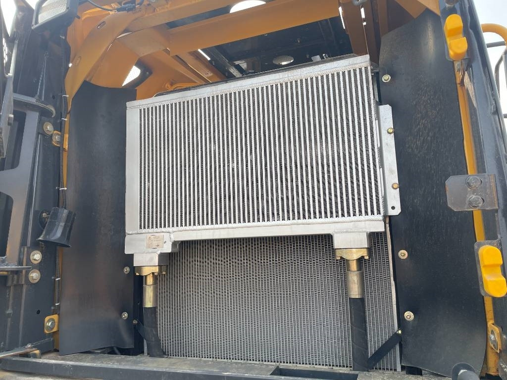 SDLG LG956F - Máy xúc lật bánh lốp: hình 3 SDLG LG956F - Máy xúc lật bánh lốp: hình 3