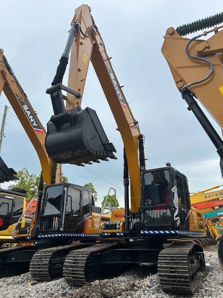 Sany SY 215 C - Máy xúc bánh xích: hình 5 Sany SY 215 C - Máy xúc bánh xích: hình 5