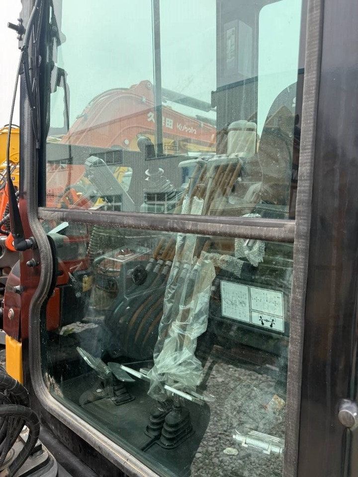 Sany SY 26 U - Máy xúc mini: hình 2 Sany SY 26 U - Máy xúc mini: hình 2