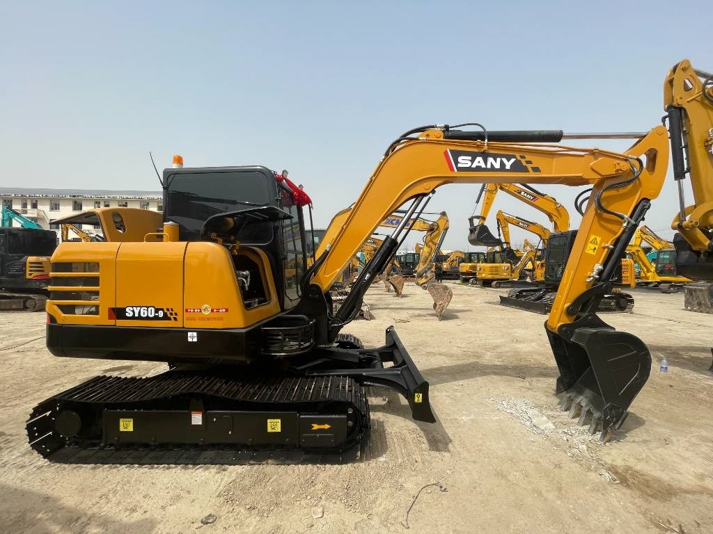 Sany SY 60 C - Máy xúc mini: hình 1 Sany SY 60 C - Máy xúc mini: hình 1