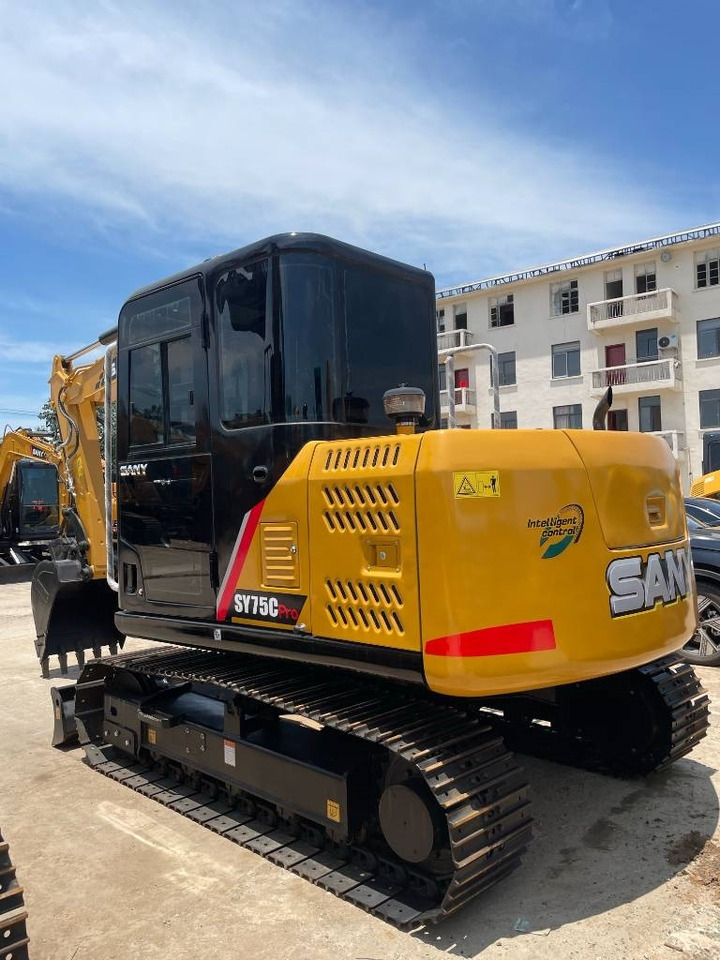 Sany SY 75 C - Máy xúc bánh xích: hình 2 Sany SY 75 C - Máy xúc bánh xích: hình 2